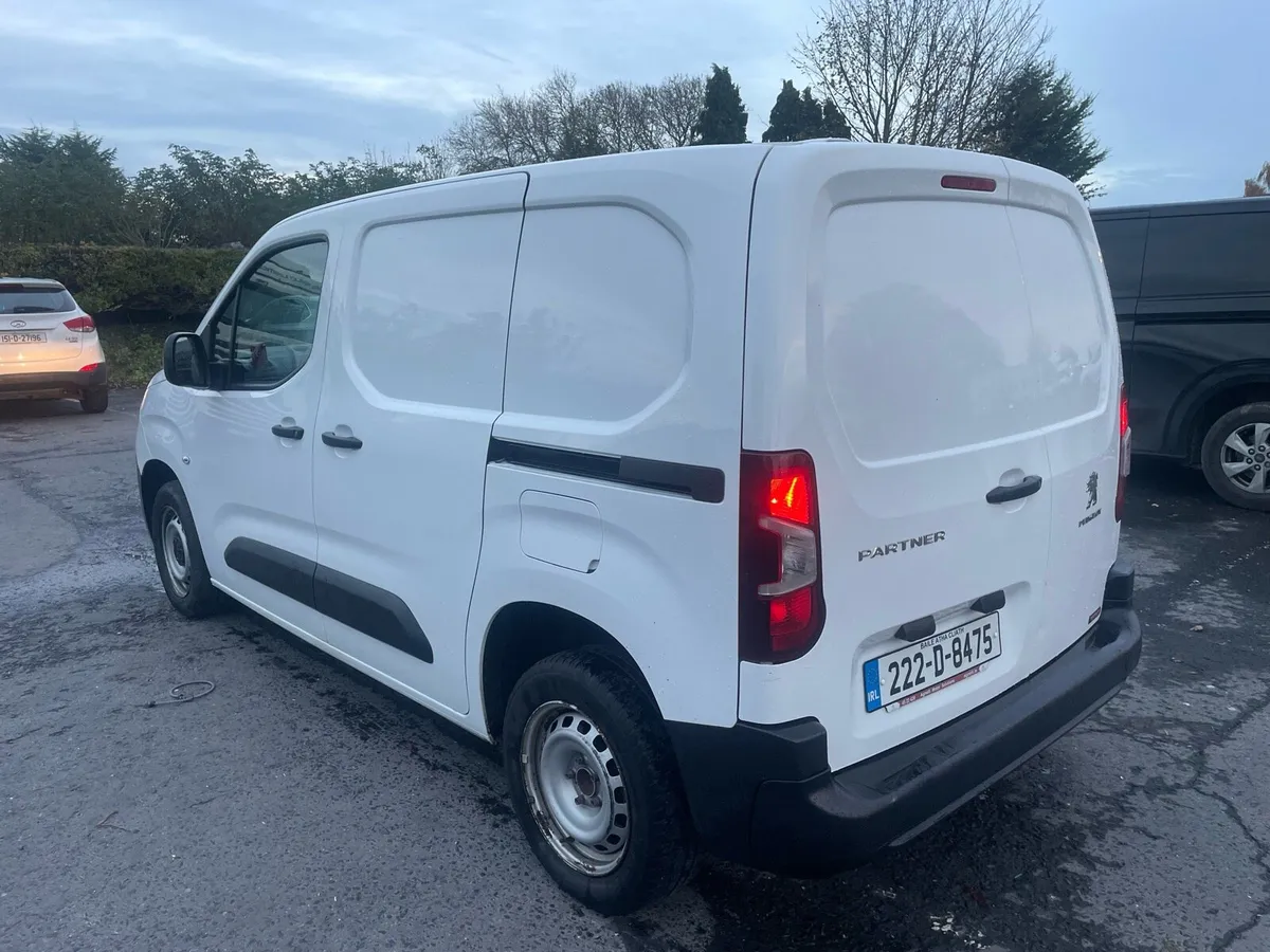 2022 Peugeot partner - Image 4