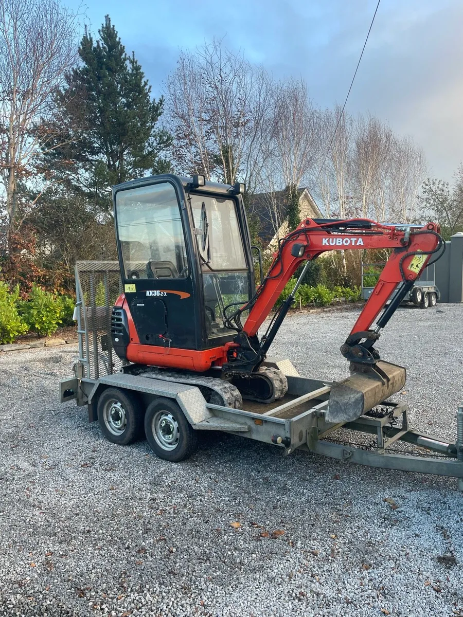 Kubota 1.5tone mini digger - Image 1