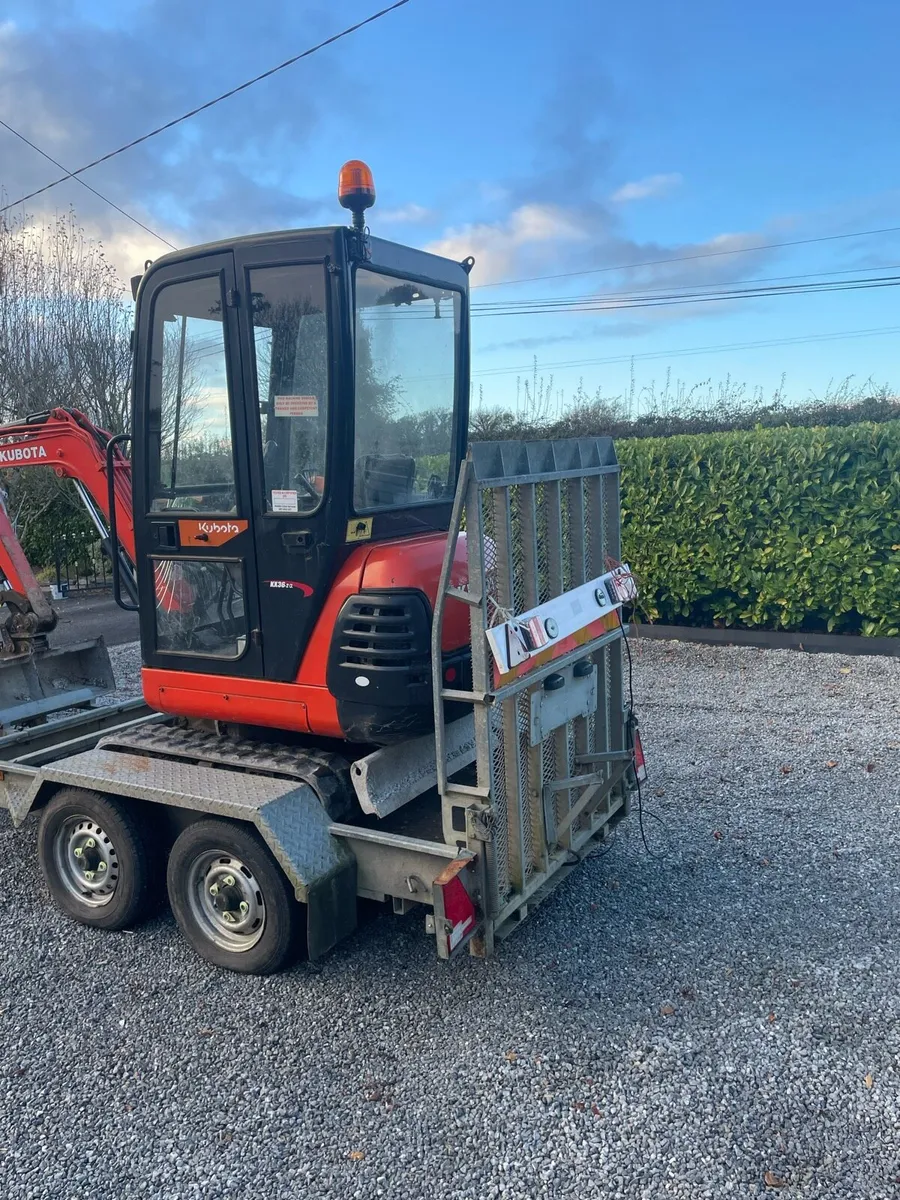Kubota 1.5tone mini digger - Image 4