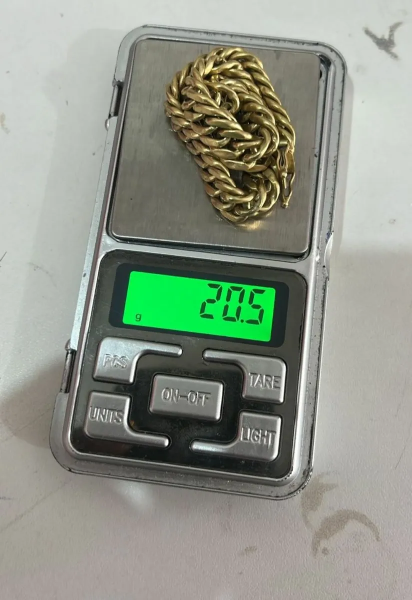 Selling 18k gold bracelet, 20.5 grams. - Image 1