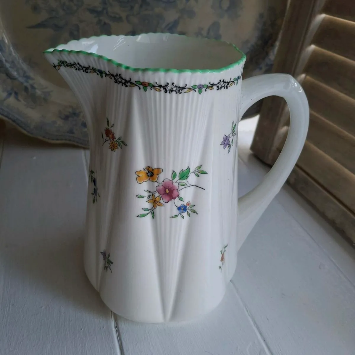 Shelley "Dainty" Water Jug - Image 1