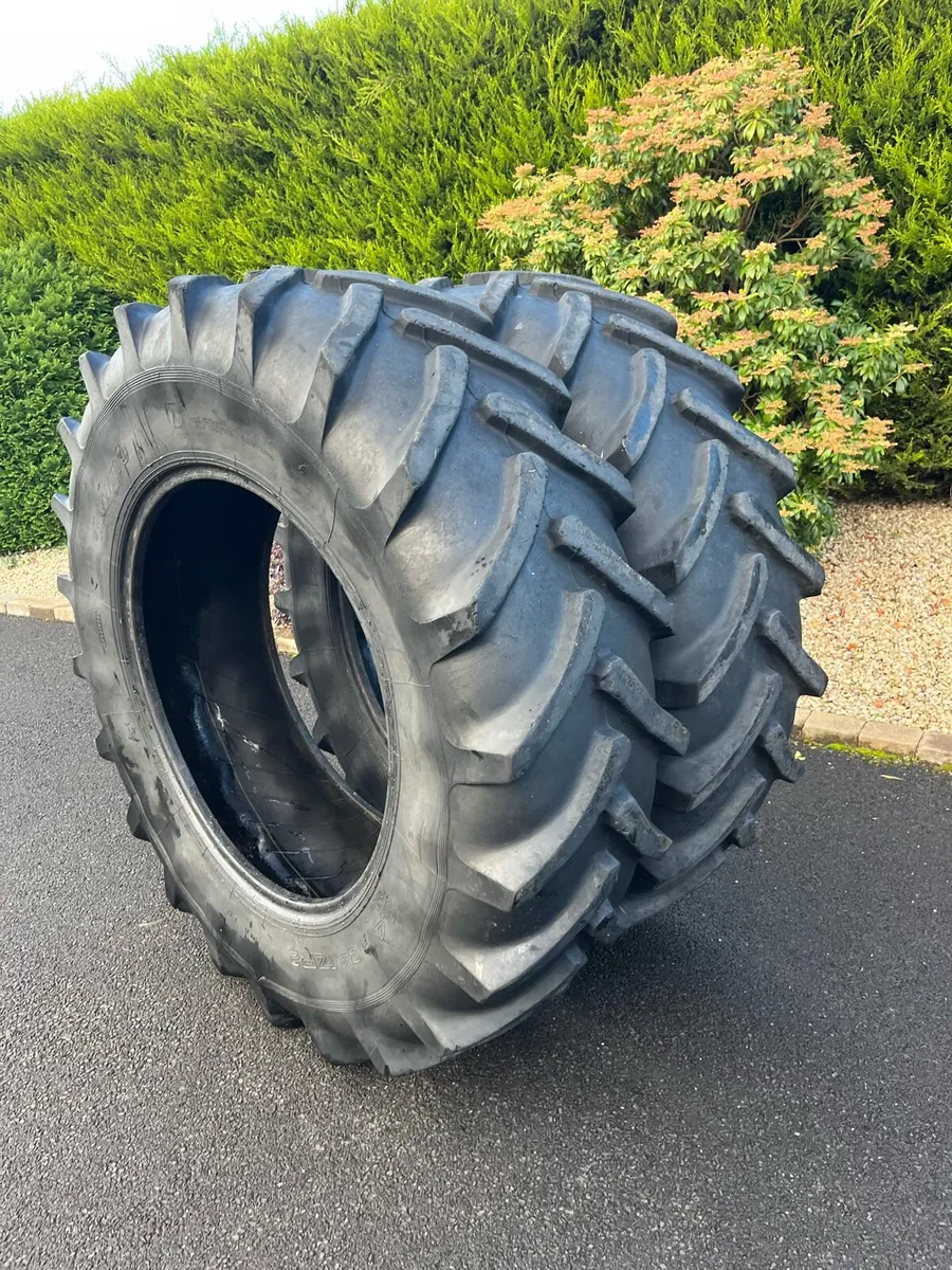 18.4 R34 Tractor Tyres 50/60% - Image 1