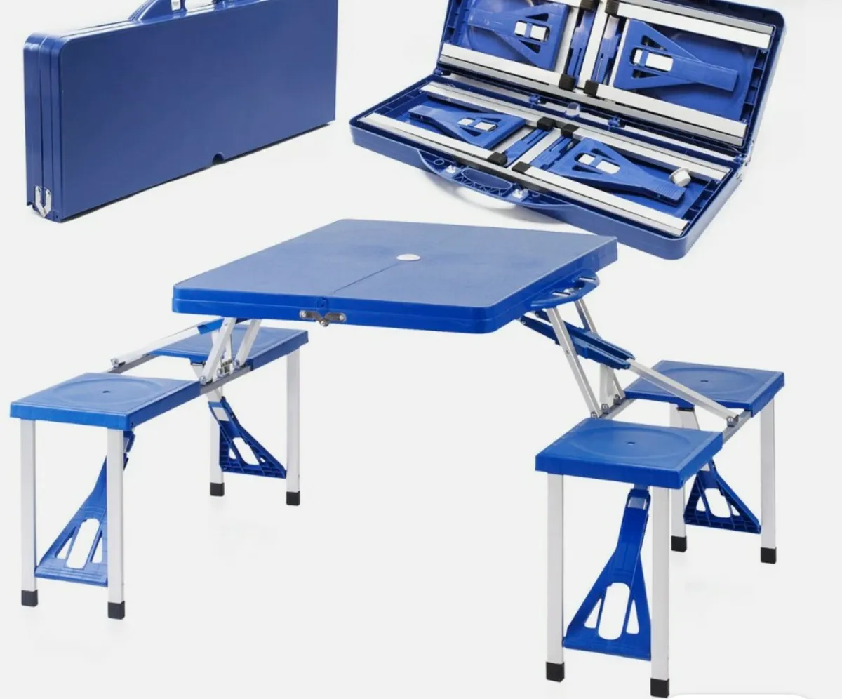 Camping table and chair combo - Image 1