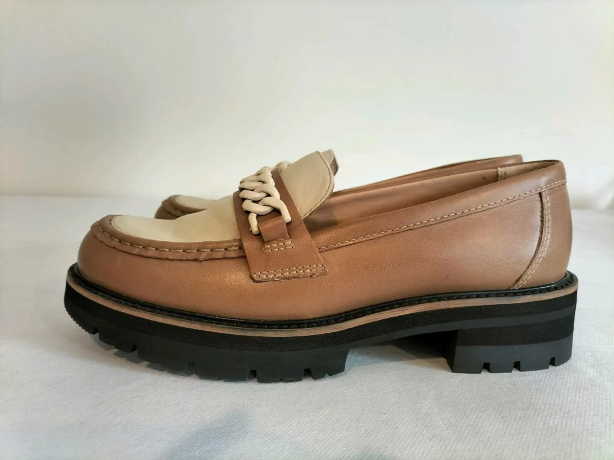 Leather loafer shoes - Image 2