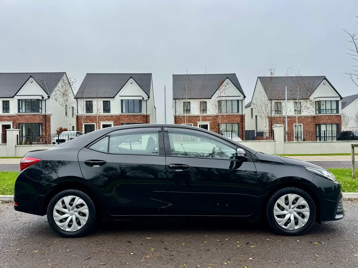 2017 Toyota Corolla D4D - NCT 3-27 - - Image 4