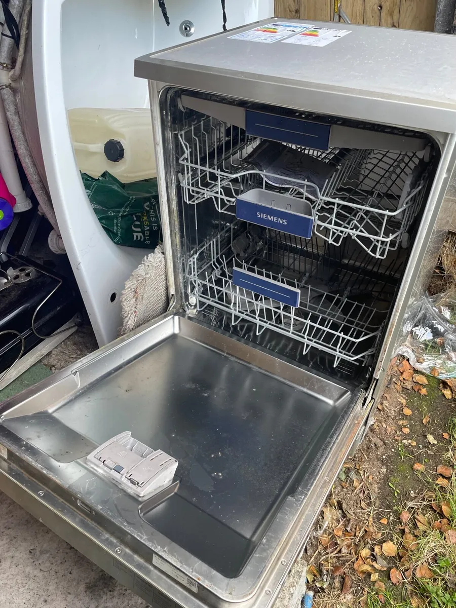 Siemens IQ 300 dishwasher - Image 3