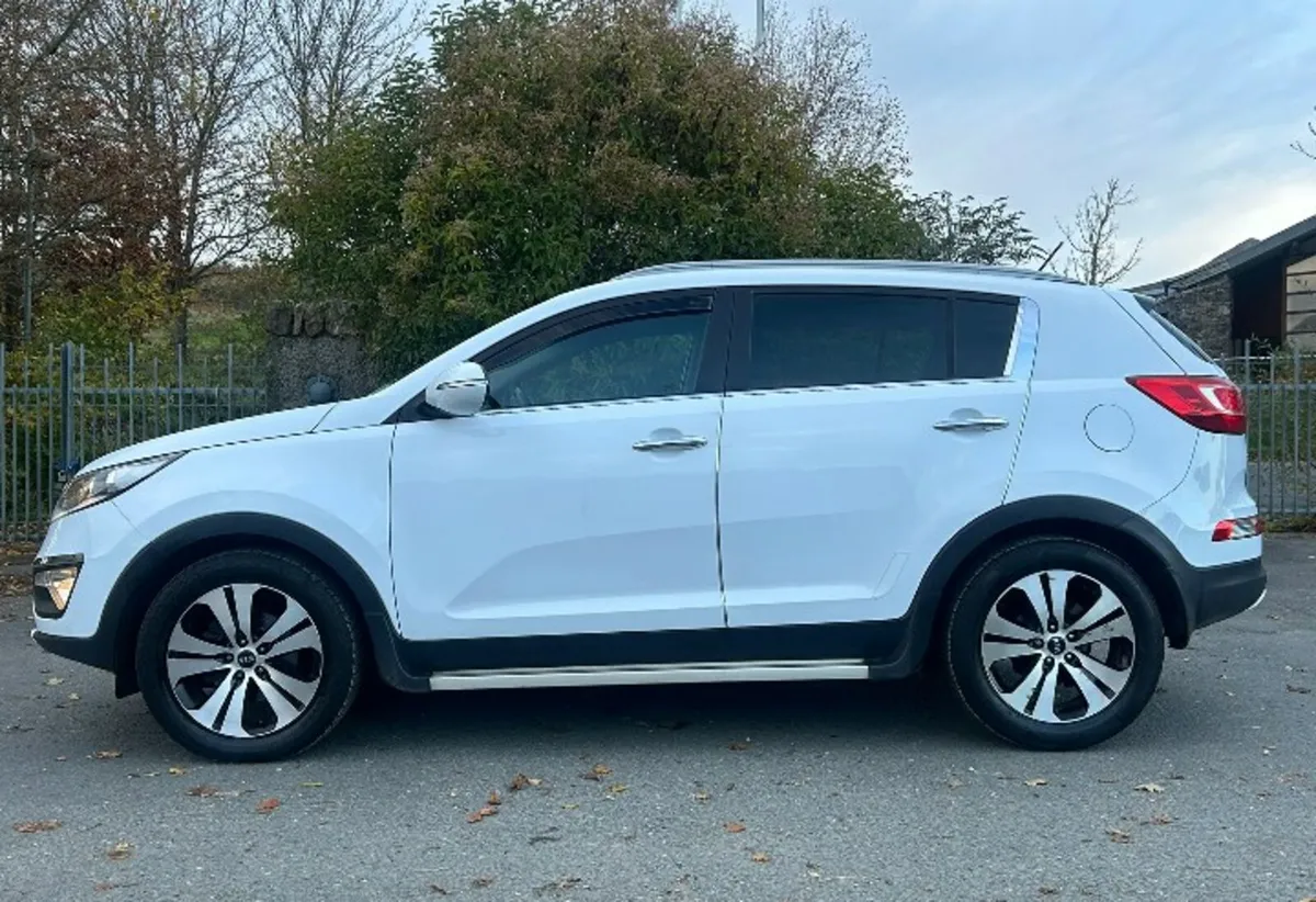 KIA SPORTAGE - NCT/TAX - Image 3