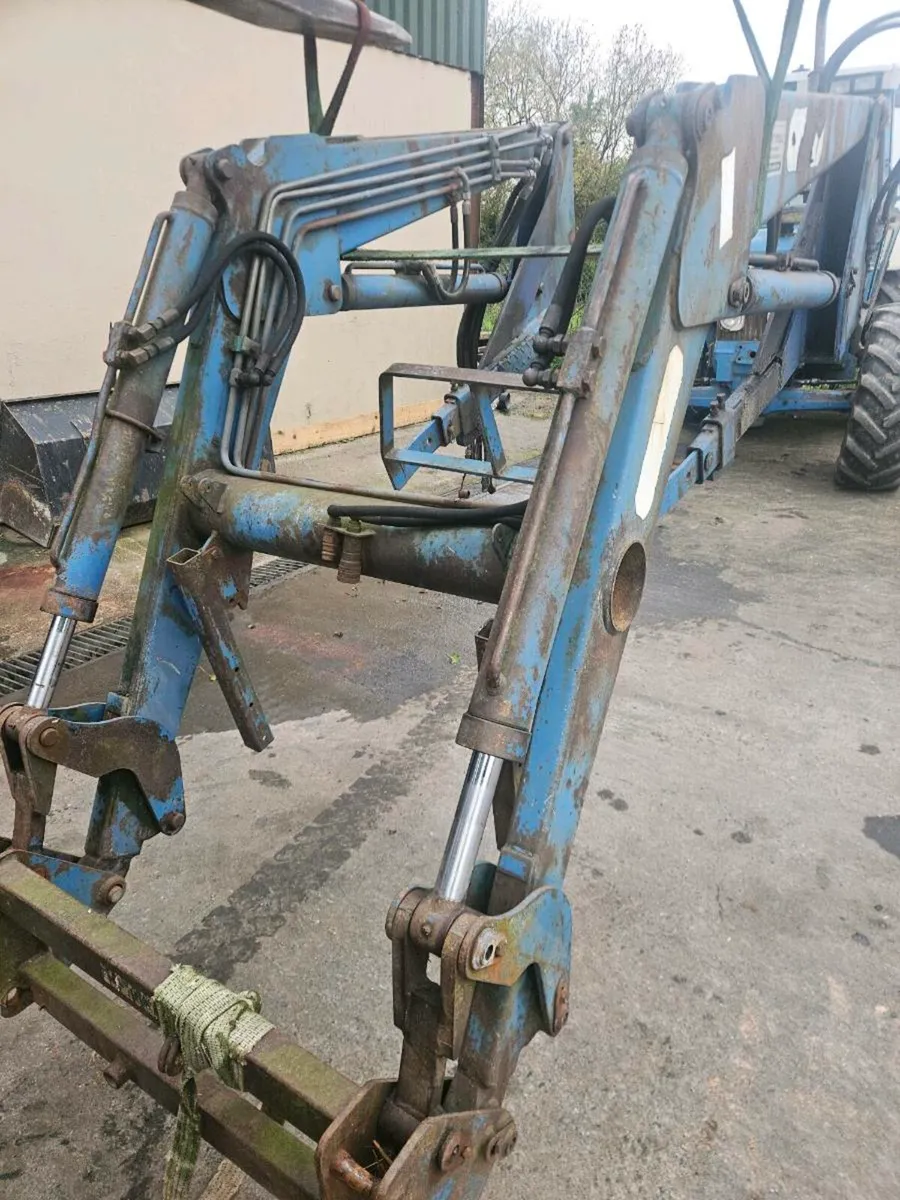 Tanco front loader for 78100 - Image 2