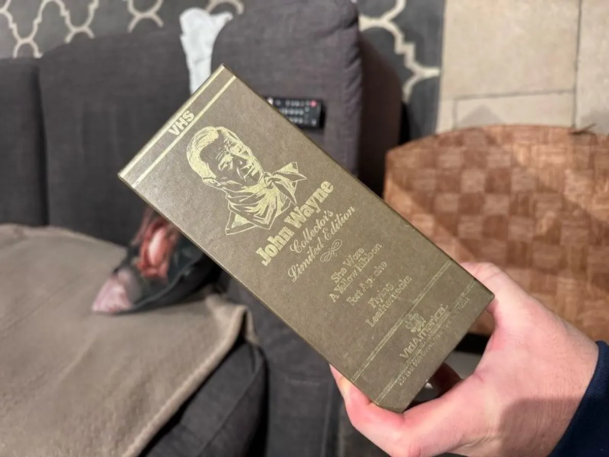 john wayne collectors limited edition vhs - Image 3