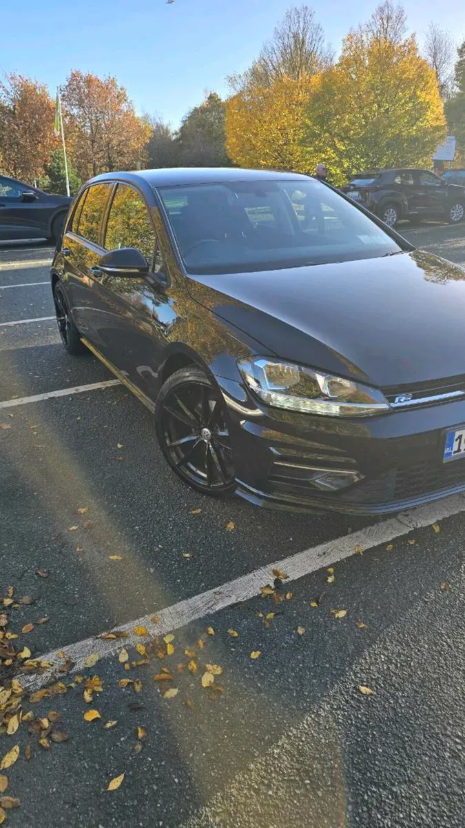 VOLKSWAGEN GOLF R-LINE 2019 - Image 1