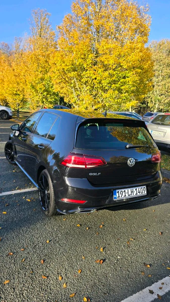 VOLKSWAGEN GOLF R-LINE 2019 - Image 3