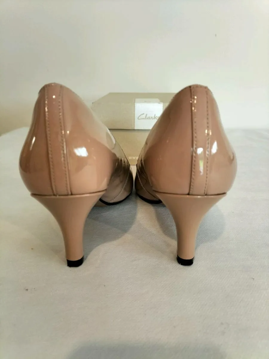 Clarke's shoes - Image 3