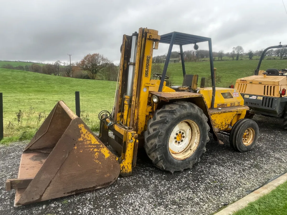 Sanderson rough terrain forklift - Image 3