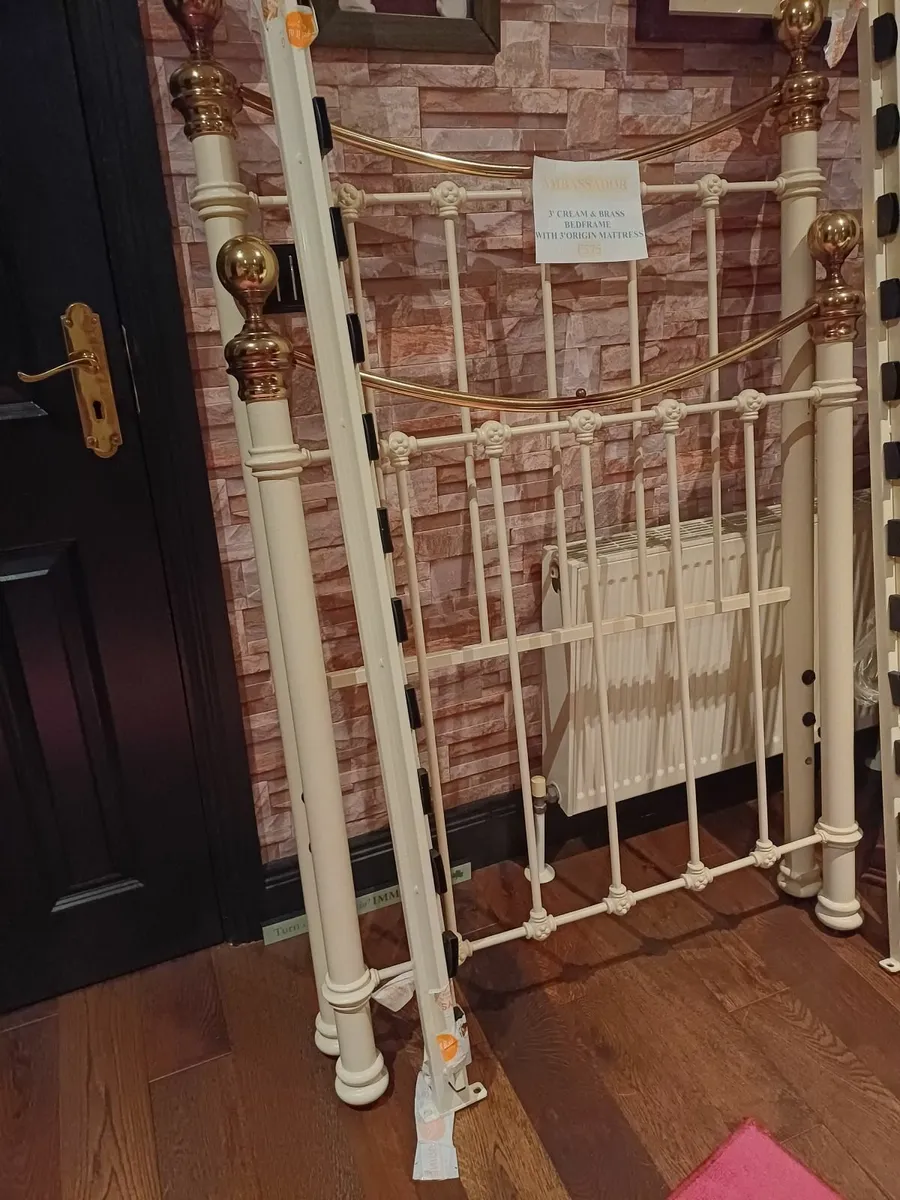 Stunning Metal Single Bed Frame - Image 1