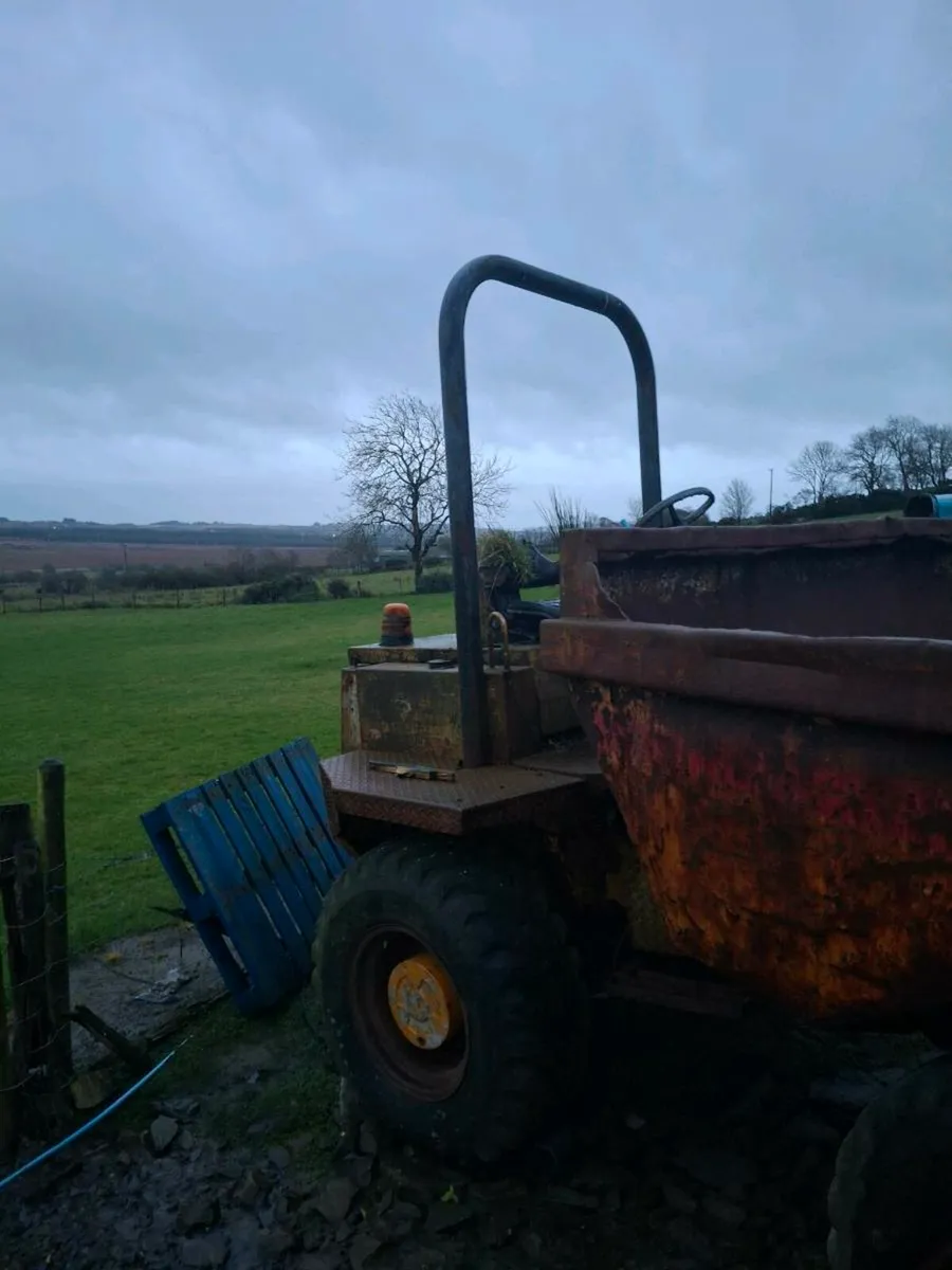 6 ton dumper - Image 1