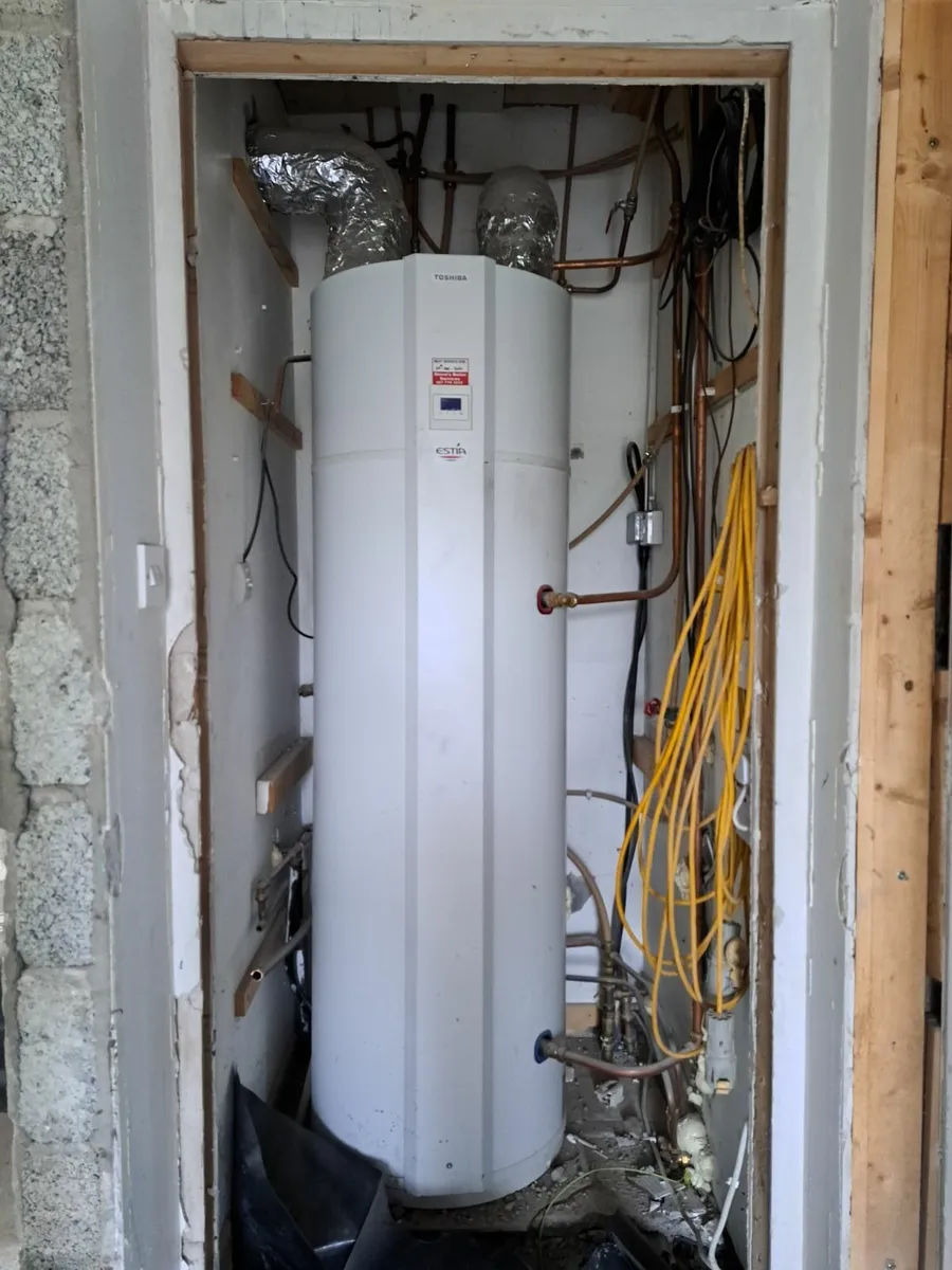 Toshiba Estia 270L Hot Water Heat Pump Cylinder