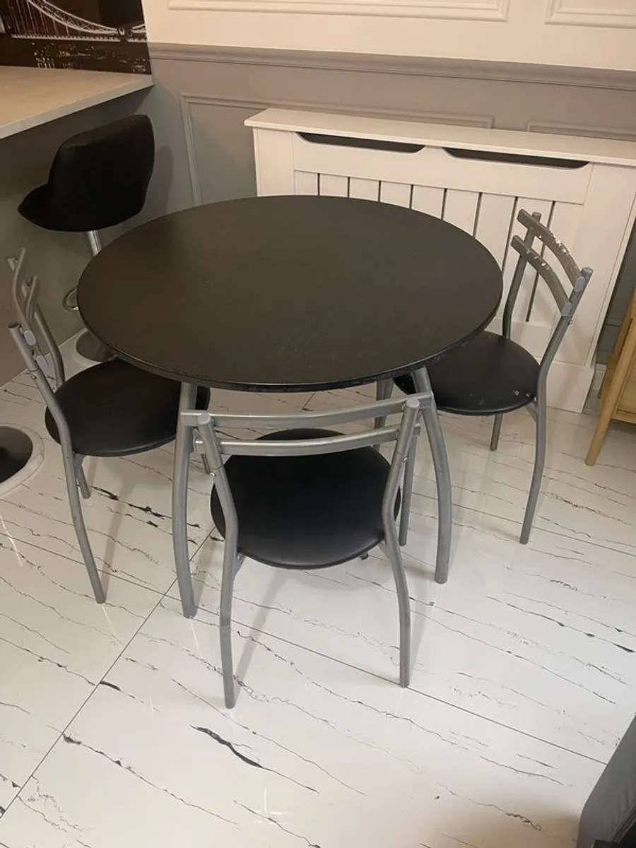 Dining table for kitchen ( 3 chairs ) - Image 3