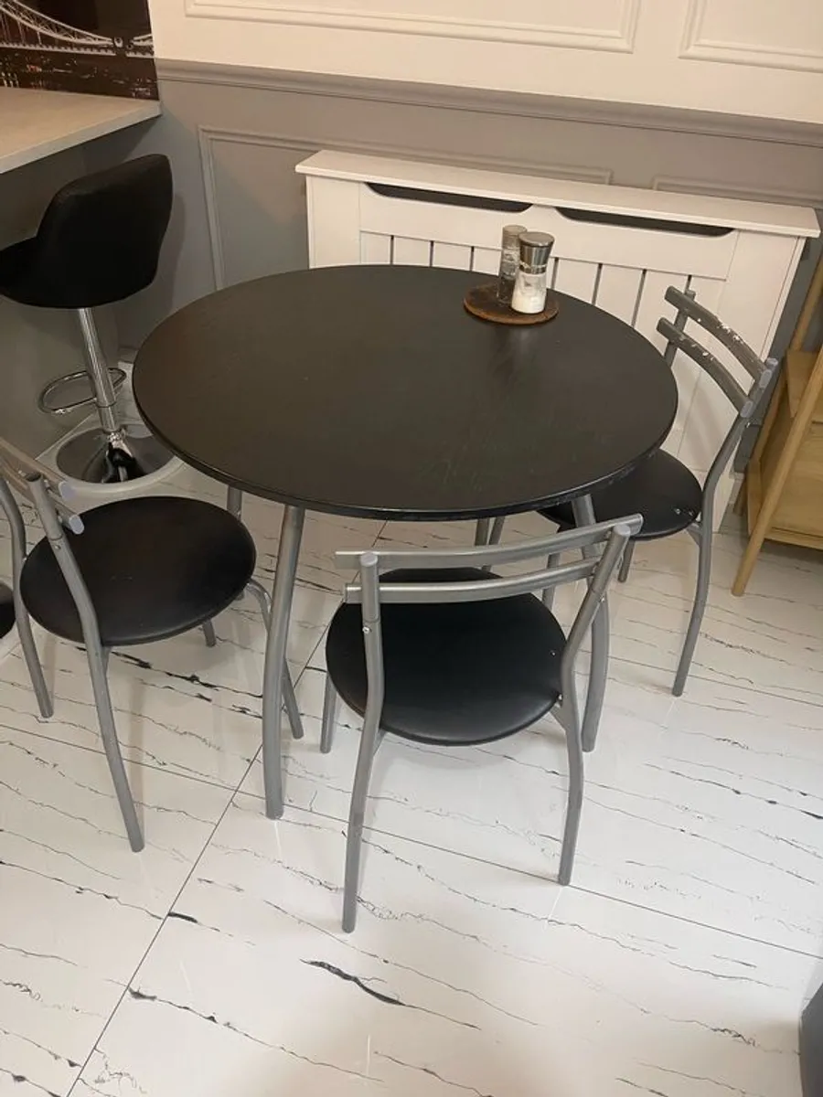Dining table for kitchen ( 3 chairs ) - Image 4