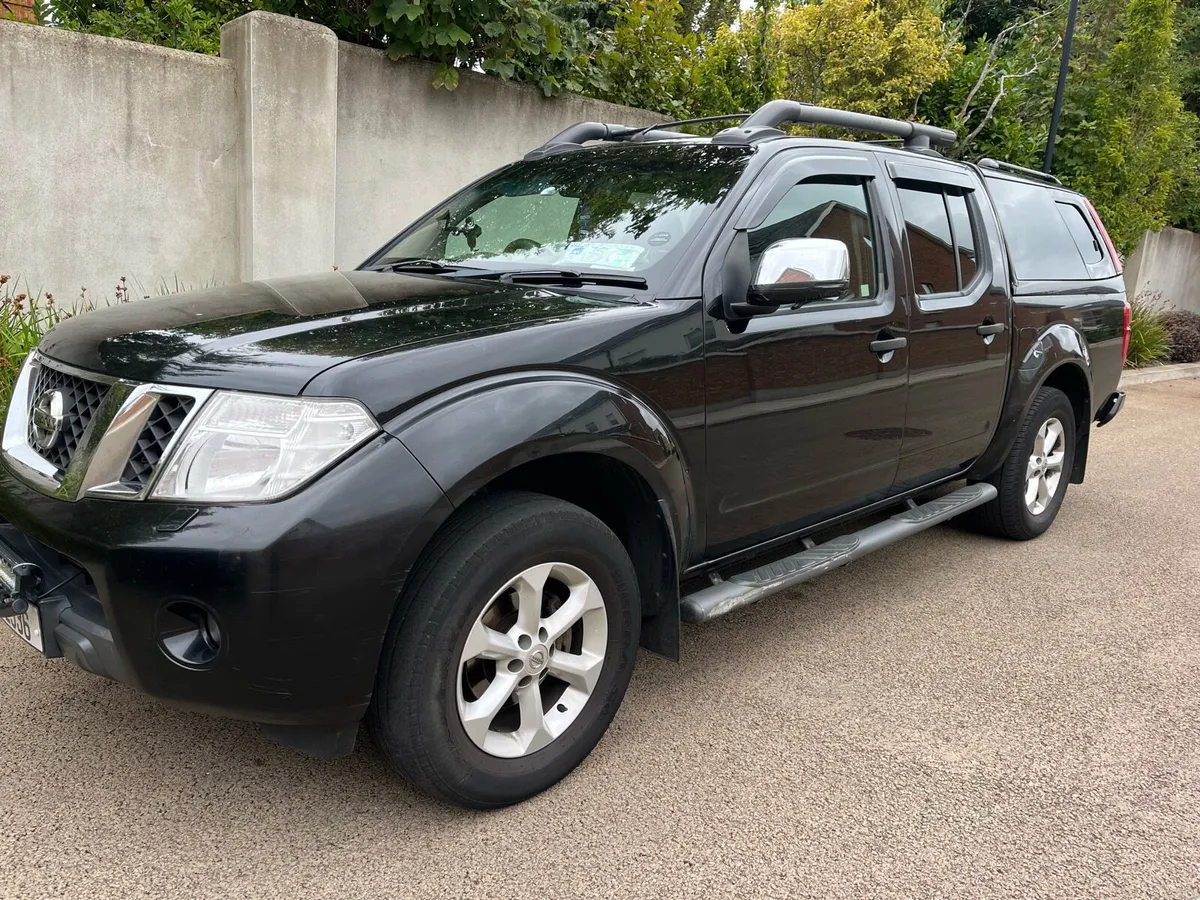 Nissan Navara D40 Automatic - Image 1