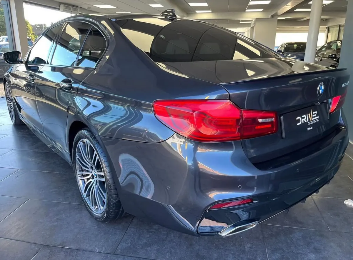 BMW 5-Series 2017 530d M-Sport Pro Pac - Image 4