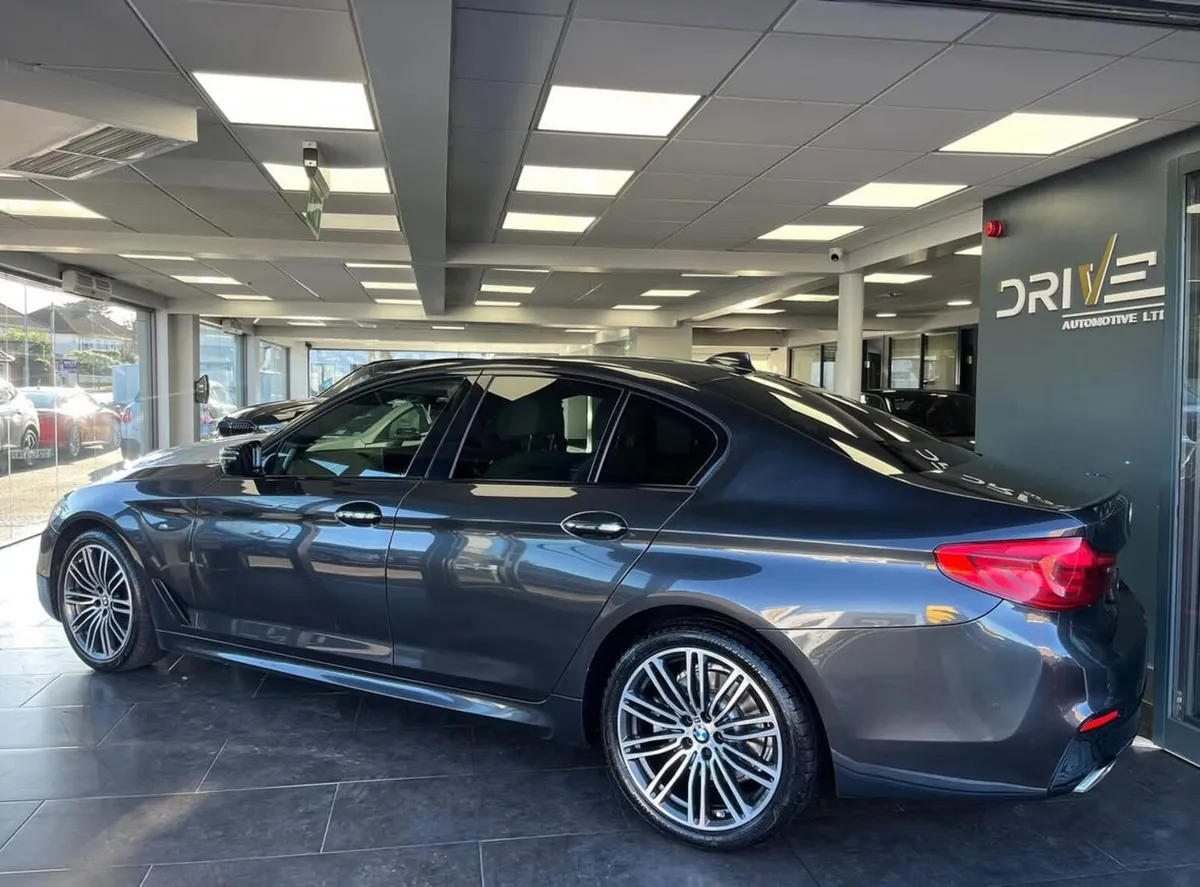 BMW 5-Series 2017 530d M-Sport Pro Pac - Image 2