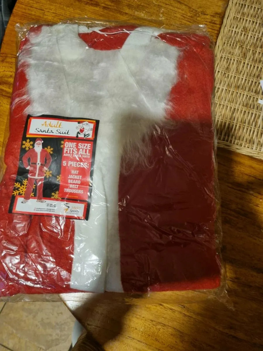 Santa suits - Image 2