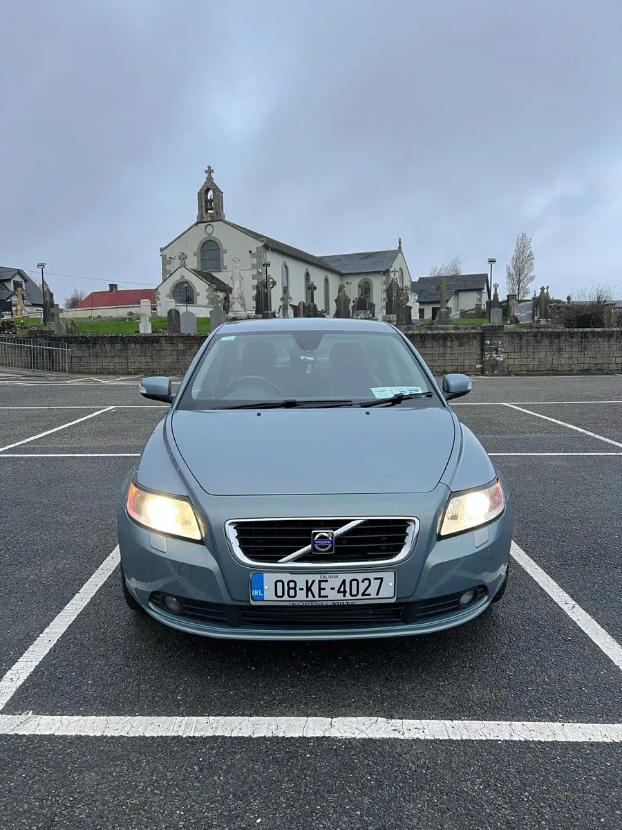 Volvo s40 - Image 1