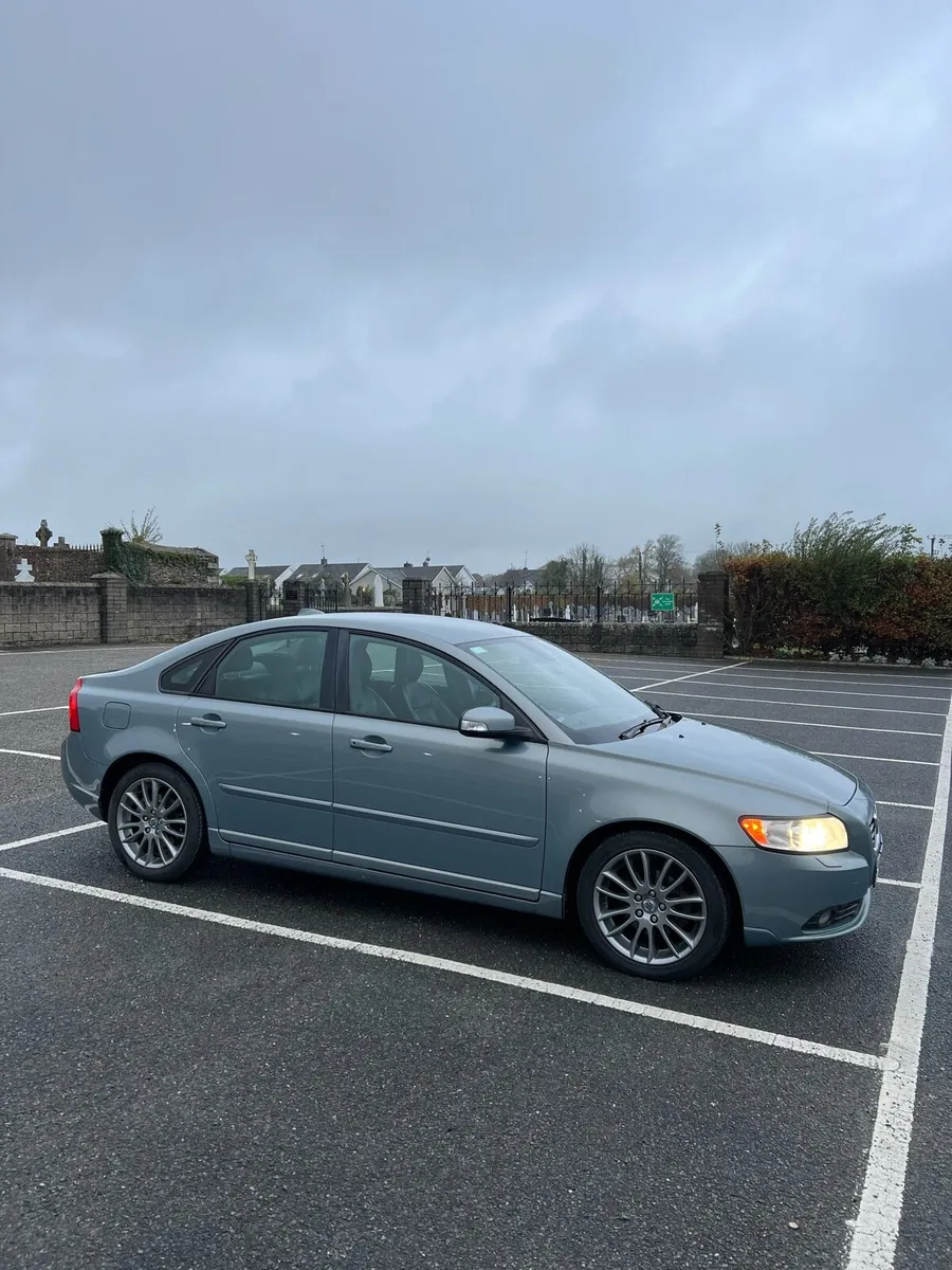 Volvo s40 - Image 2