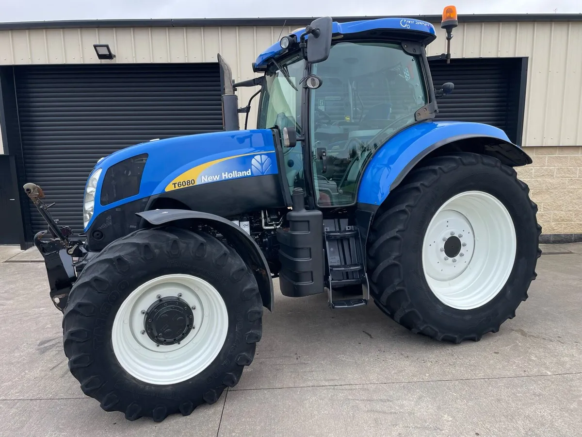LATE 2011 NEWHOLLAND T6080 - Image 1