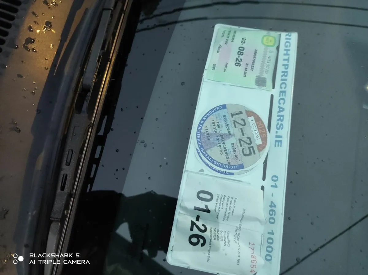 Toyota Prius 09 Hybrid New NCT Till 08/ 2026 - Image 3