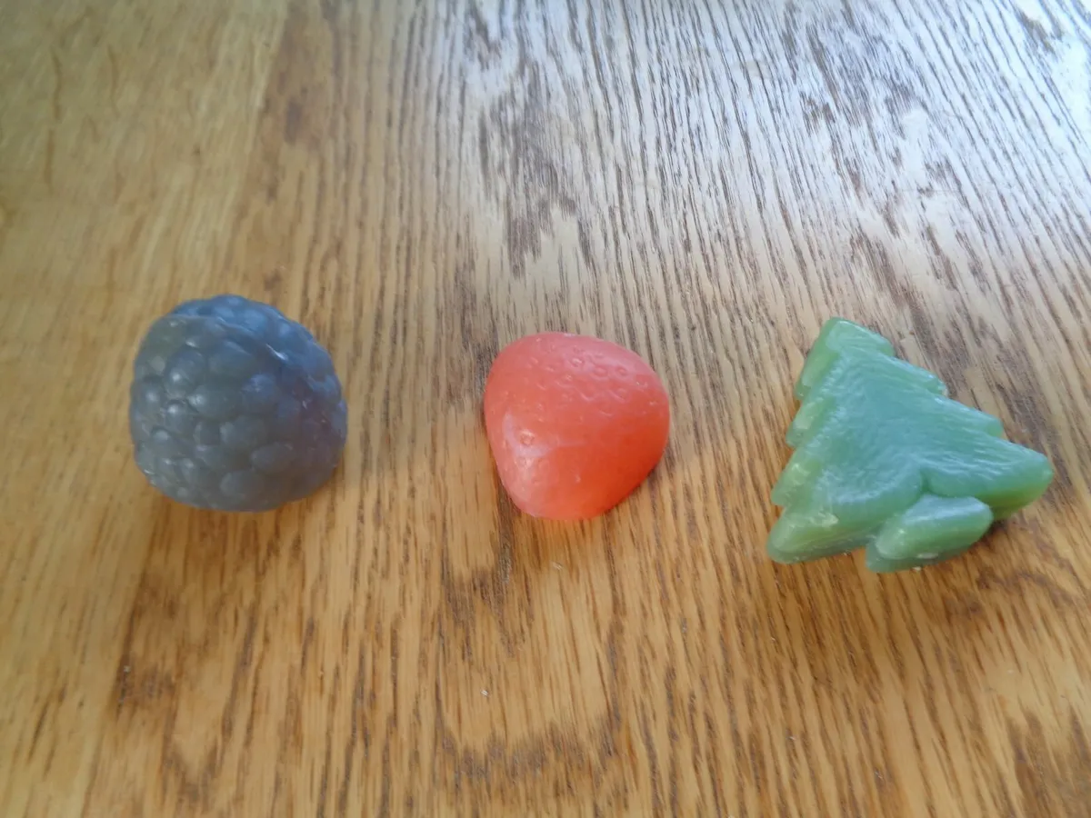 Hand Made Soaps x 3 for Sale - Image 1