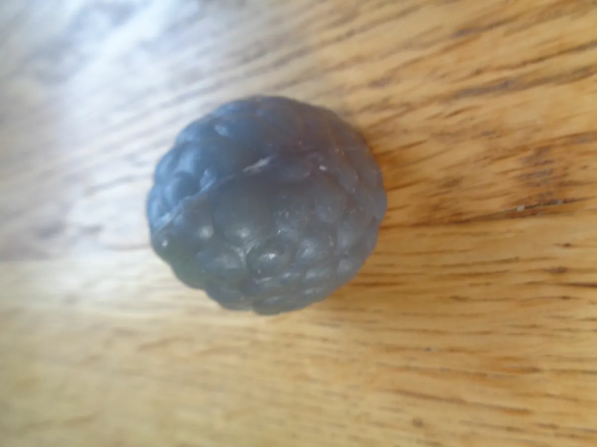 Hand Made Soaps x 3 for Sale - Image 4