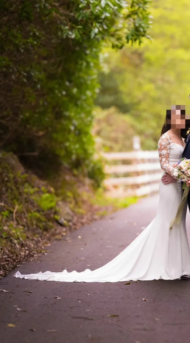 Modeca Aura wedding dress - Image 2