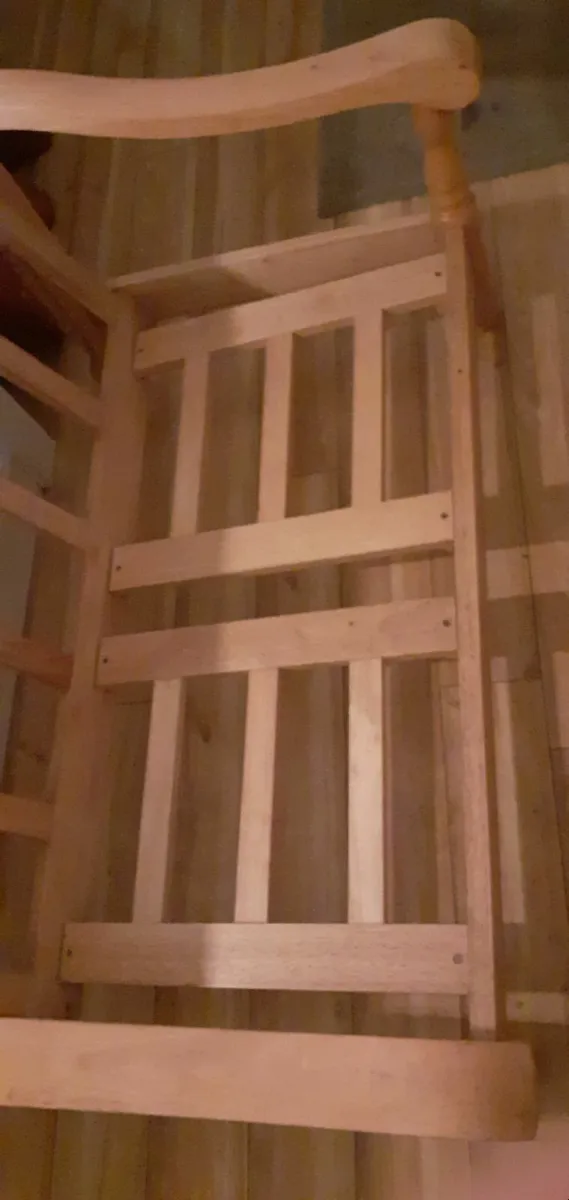 FREE - Sofa Frame - Image 3