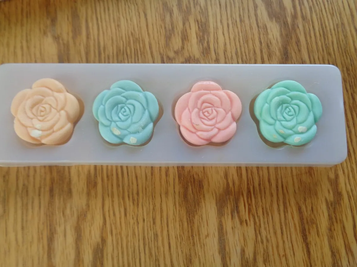 Rosette Decorative Soaps x 4 for Sale - Image 1