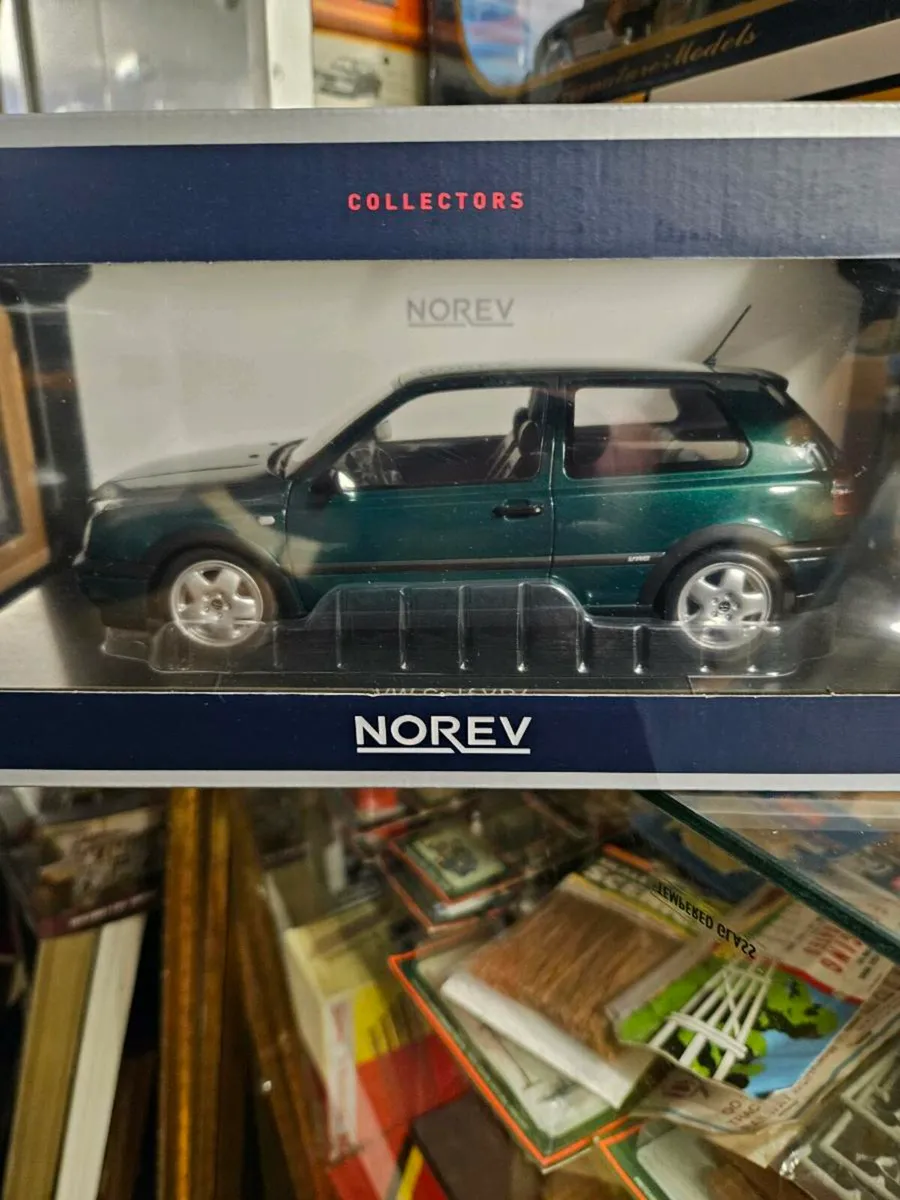 Circus Norev VW Golf VR6 1.18 - Image 2