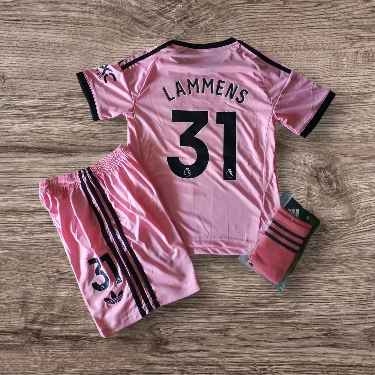 MAN UTD ( GOALKEEPER/LAMMENS 31) ,6/7 , 7/8 YRS - Image 1