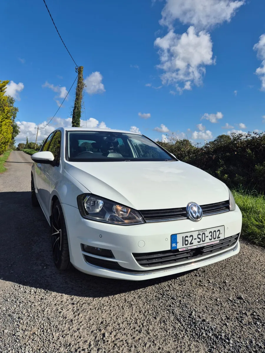 2016 Volkswagen Golf 1.6 tdi highline Beautiful ca - Image 4