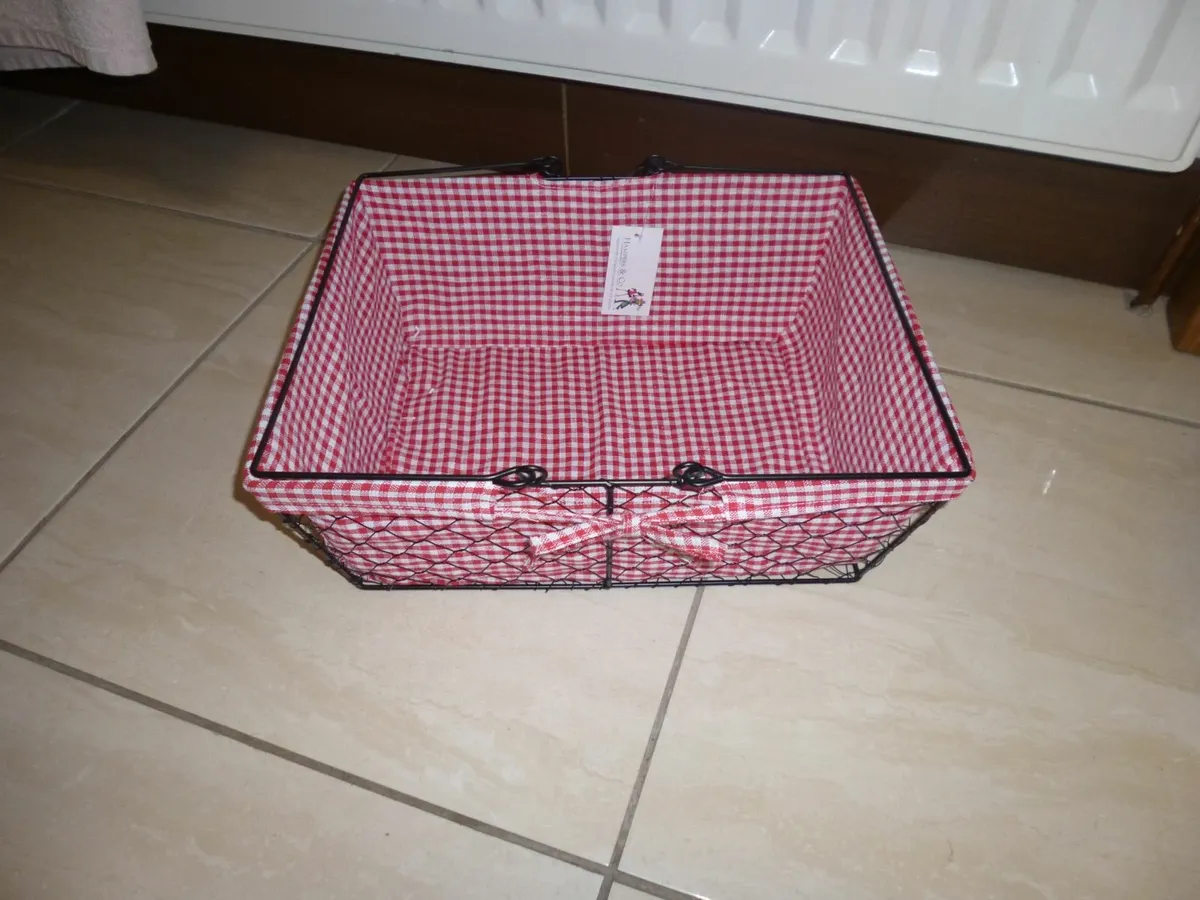 Black Metal Basket with Handles - Image 4