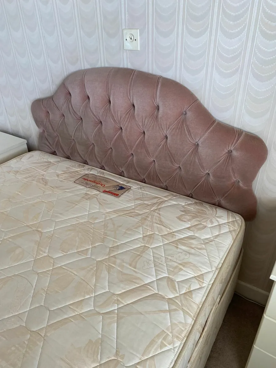 Velvet Fabric Headboard for Double Bed (4'6") - Image 1