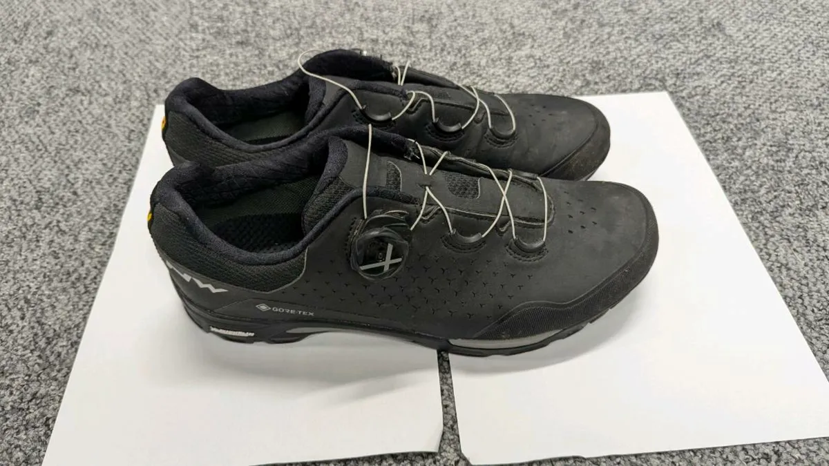 Cycling Shoes - Image 1