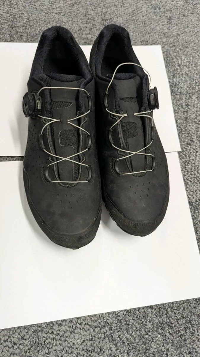 Cycling Shoes - Image 2