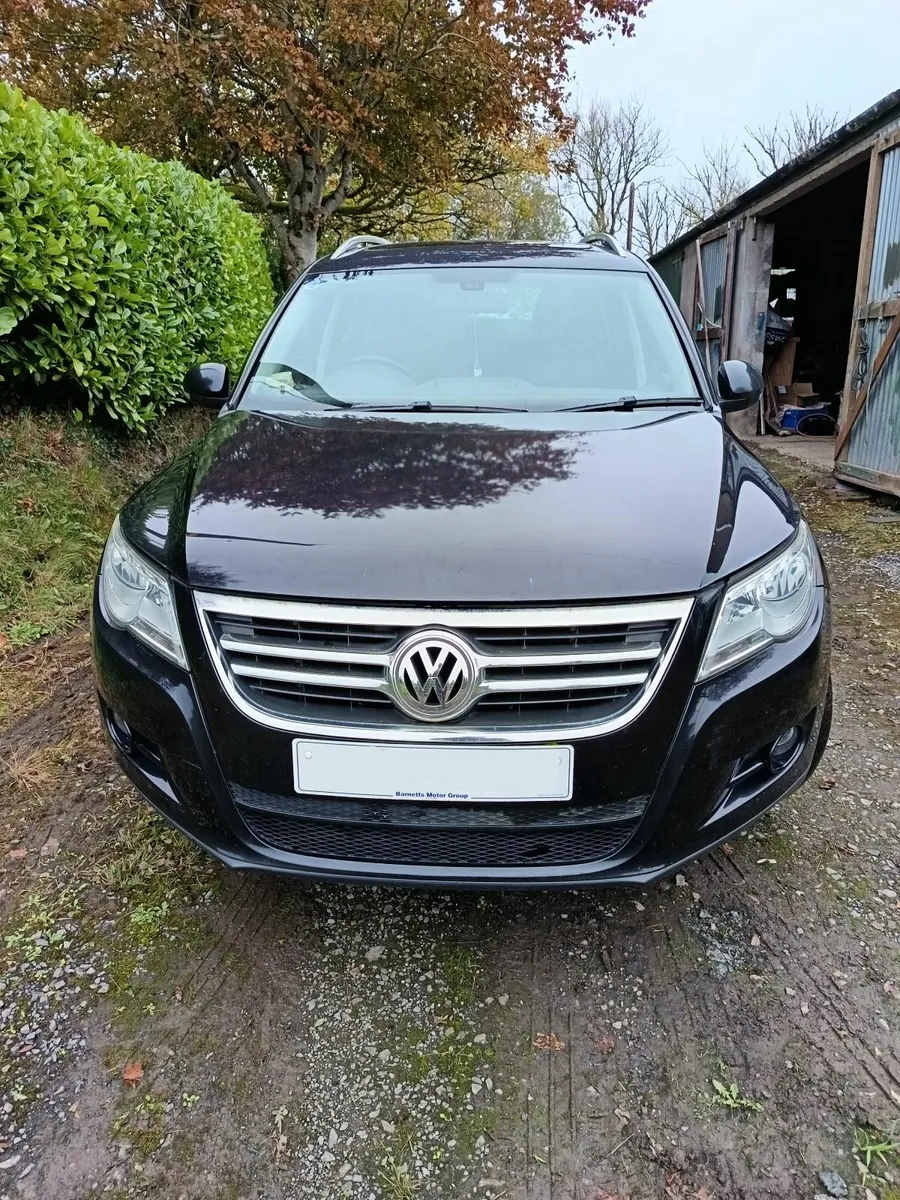 VW TIGUAN 2.0 4 WHEEL DRIVE  BREAKING PARTS - Image 2