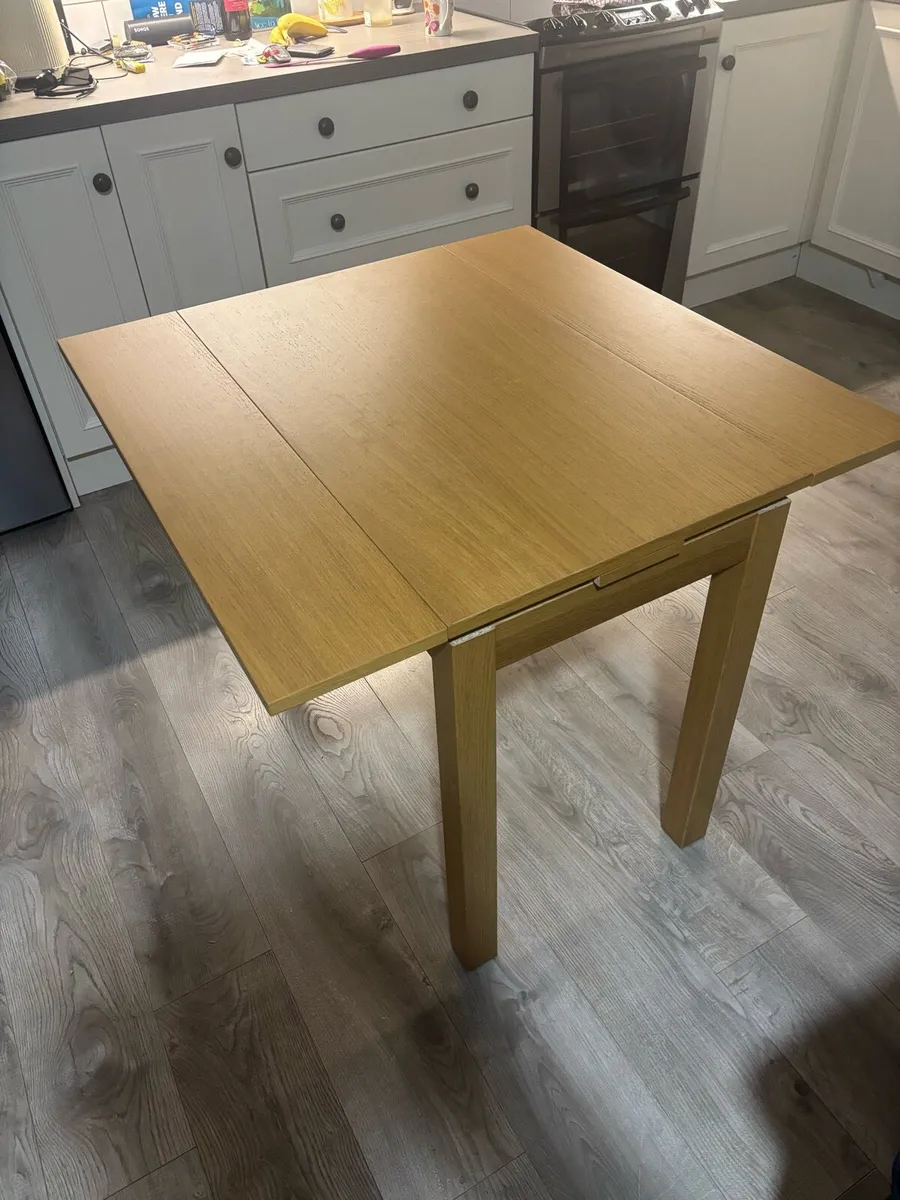 Table with 2 leaf’s - Image 1