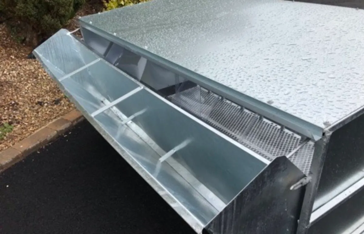 Brand New Galvanised Lamb Creep Feeder - Image 3