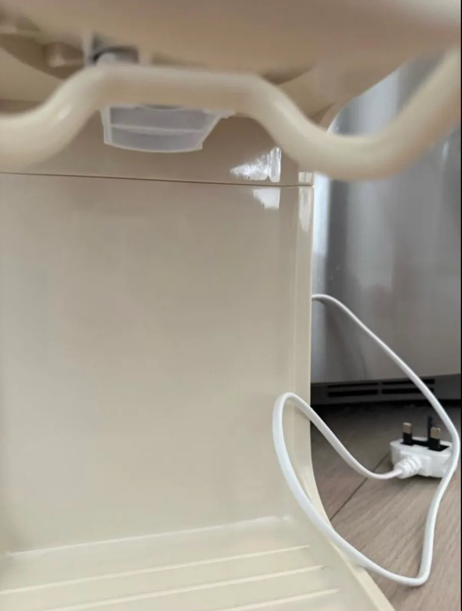 Mr Creations Ice Cream Machine - Image 2