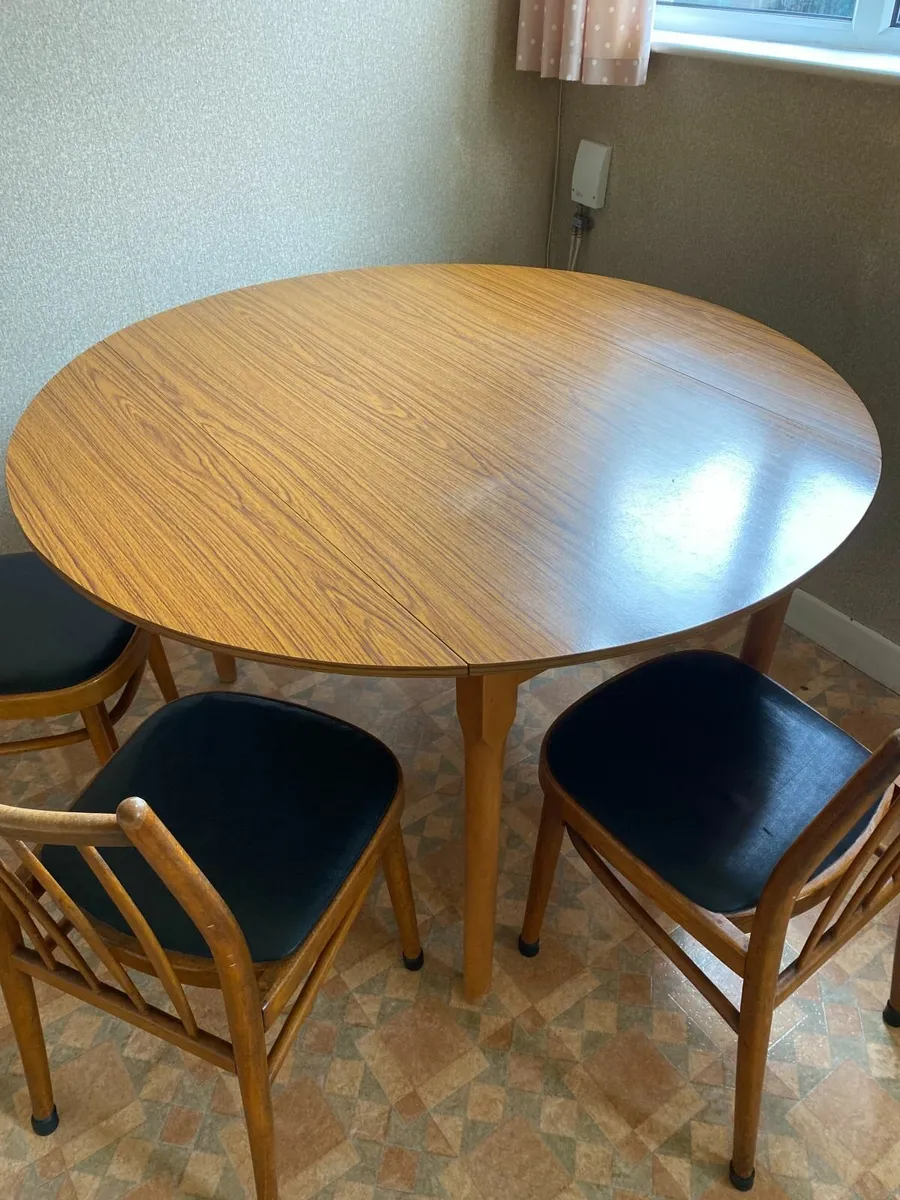 Kitchen Table and  3 Chairs - Image 4