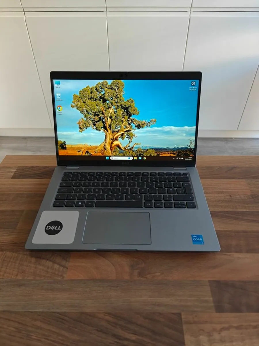Dell Latitude 5430 Laptop | i5 (12th gen) | 16GB | - Image 1