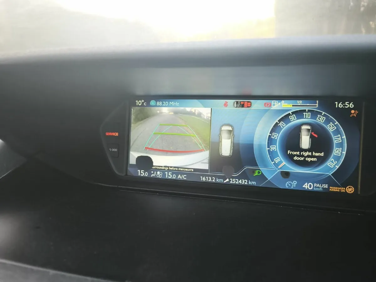 Citroen C4 2014 - Image 2