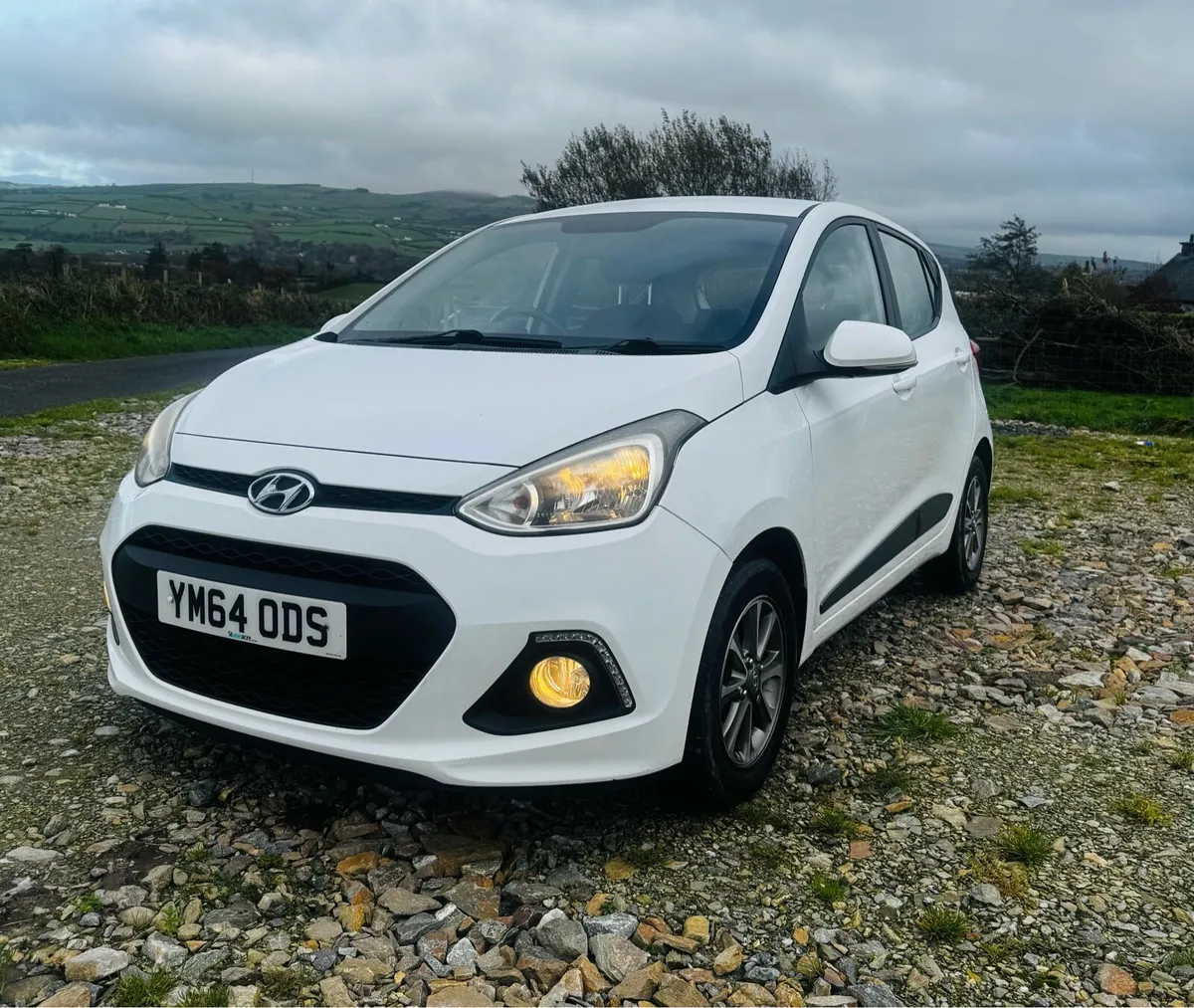 Hyundai i10 Premium - Image 1